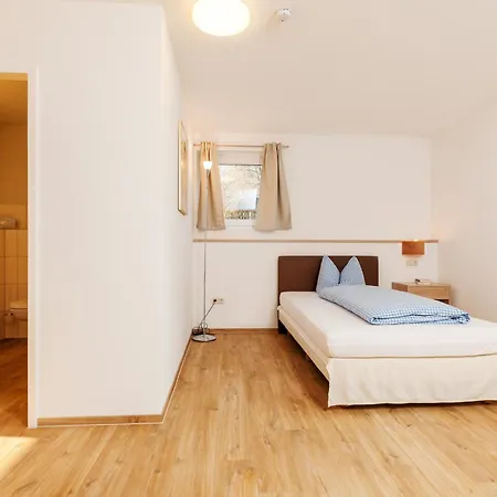 Zum Forst Hotel