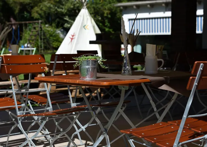 Zum Forst Hotel